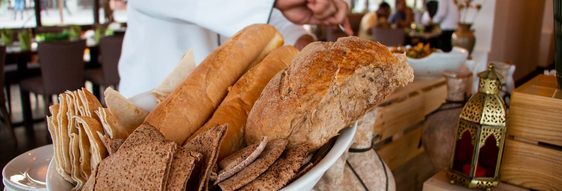 Biglietti per Al Majles Resort