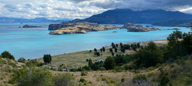 Giro in barca a Puerto Sánchez e alle grotte di marmo
