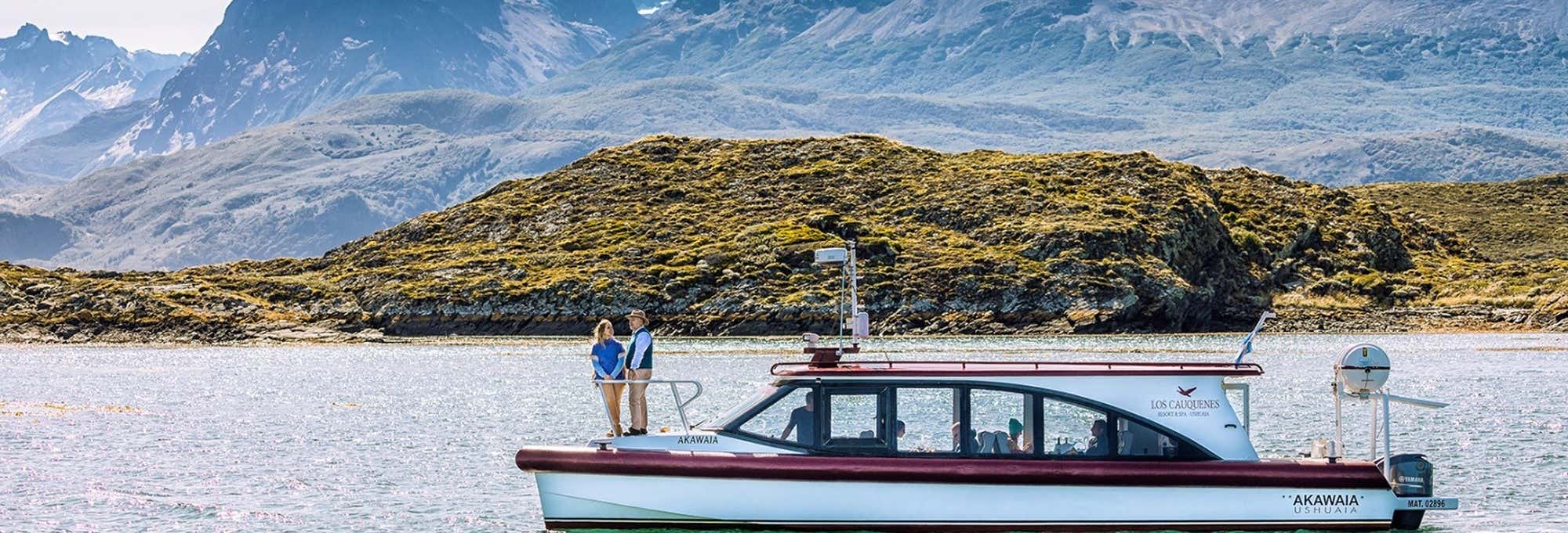 Transfer da Puerto Williams a Ushuaia attraverso il Canale di Beagle