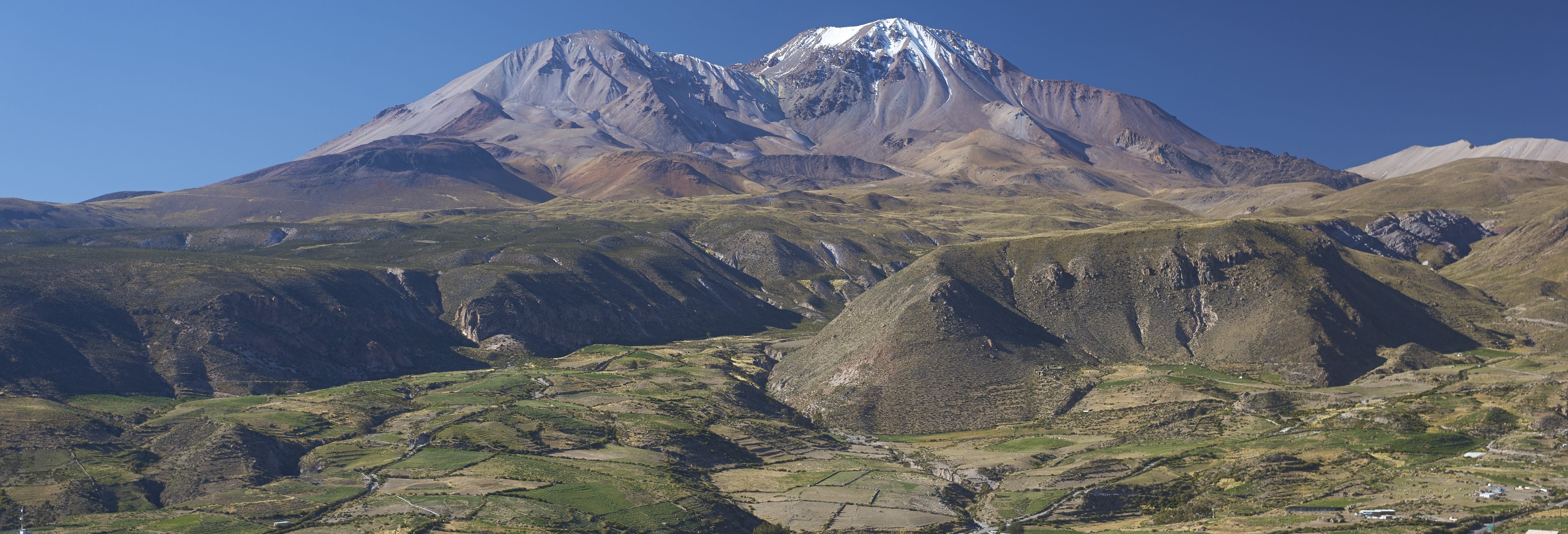 5-day Parinacota and Taapacá Trip