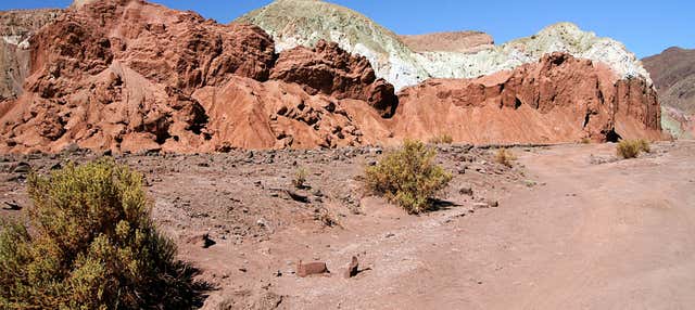 Escursione alla Valle dell'Arcobaleno