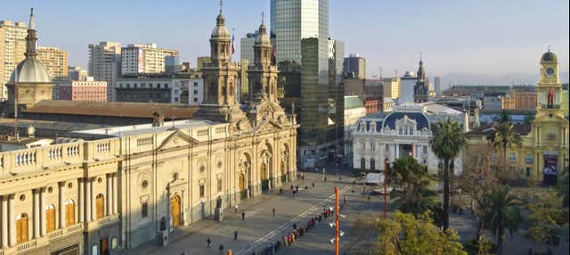 Free tour pelos museus e palácios de Santiago