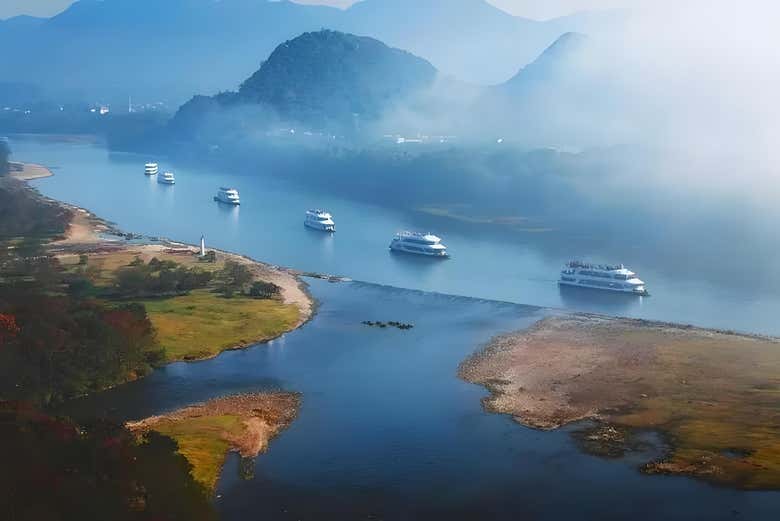 Yangshuo Cruise + Impression Liu Sanjie Light Show