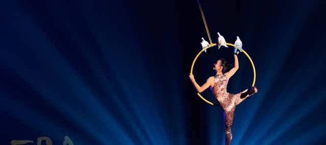 Show acrobatico ERA: The Journey of Time 2