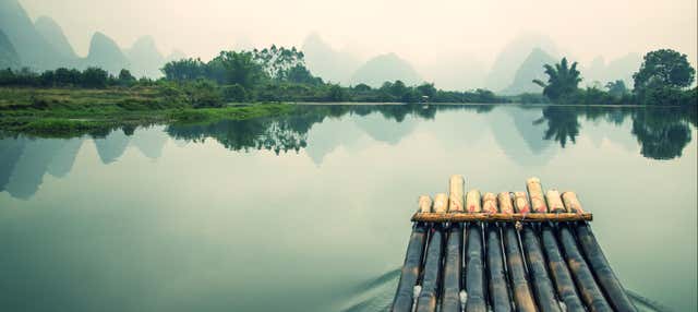 Tour privato in bicicletta e zattera di bambù