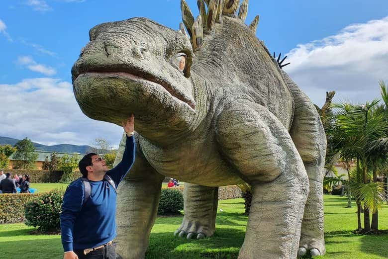 El parque también alberga réplicas de dinosaurios - El parque también alberga réplicas de dinosaurios