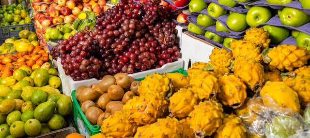 Tour della frutta colombiana al Mercato 7 de Agosto