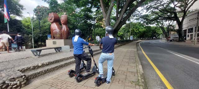 Tour di Cali in monopattino elettrico