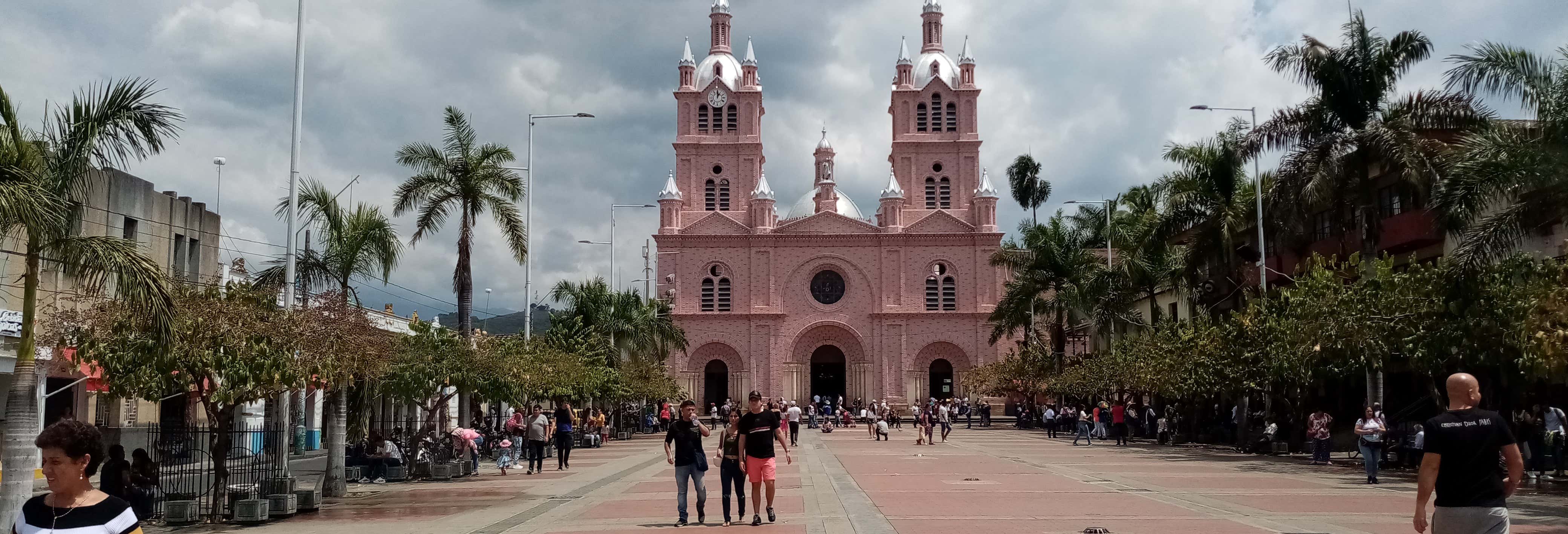 Trasporto fra Cali e Buga o il lago Calima