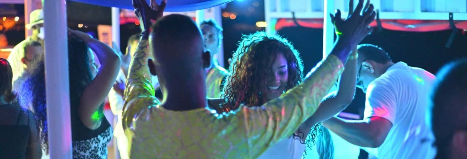 Festa caraibica in barca a Cartagena de Indias