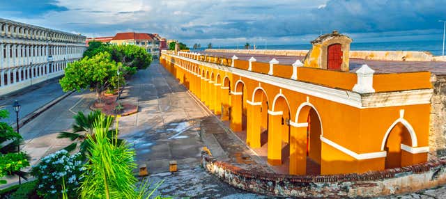 Tour por Cartagena + Entrada al espectáculo 105 Ciudad Heroica