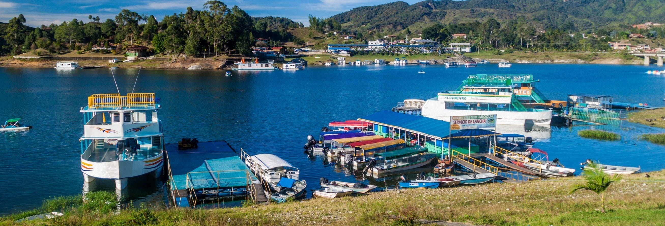 Guatapé Reservoir Boat Rental