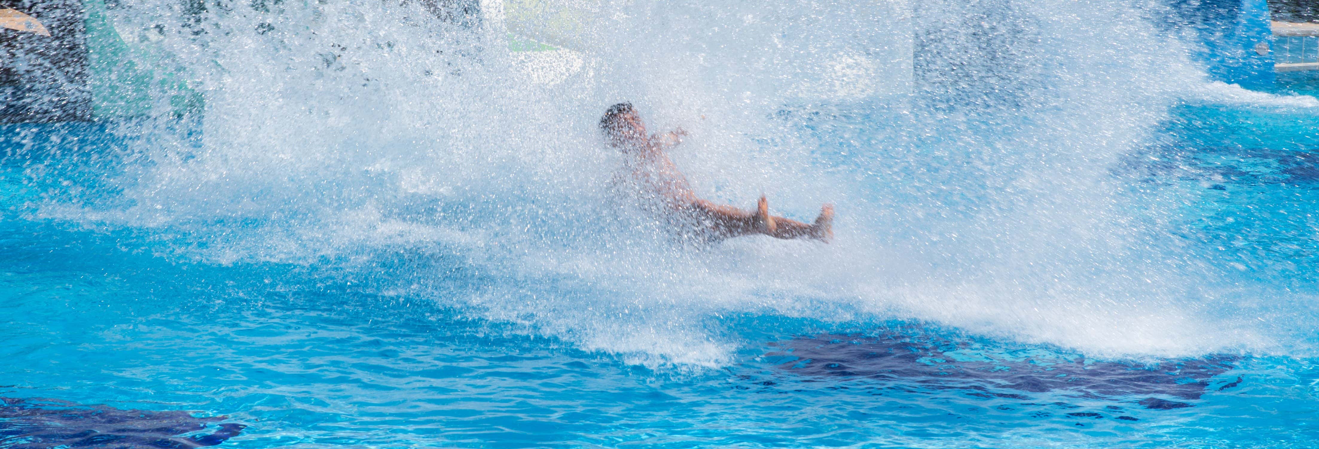 Escursione al Parco Acquatico Playa Hawai