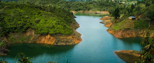 Jet-ski ou wakeboard à Guatapé 