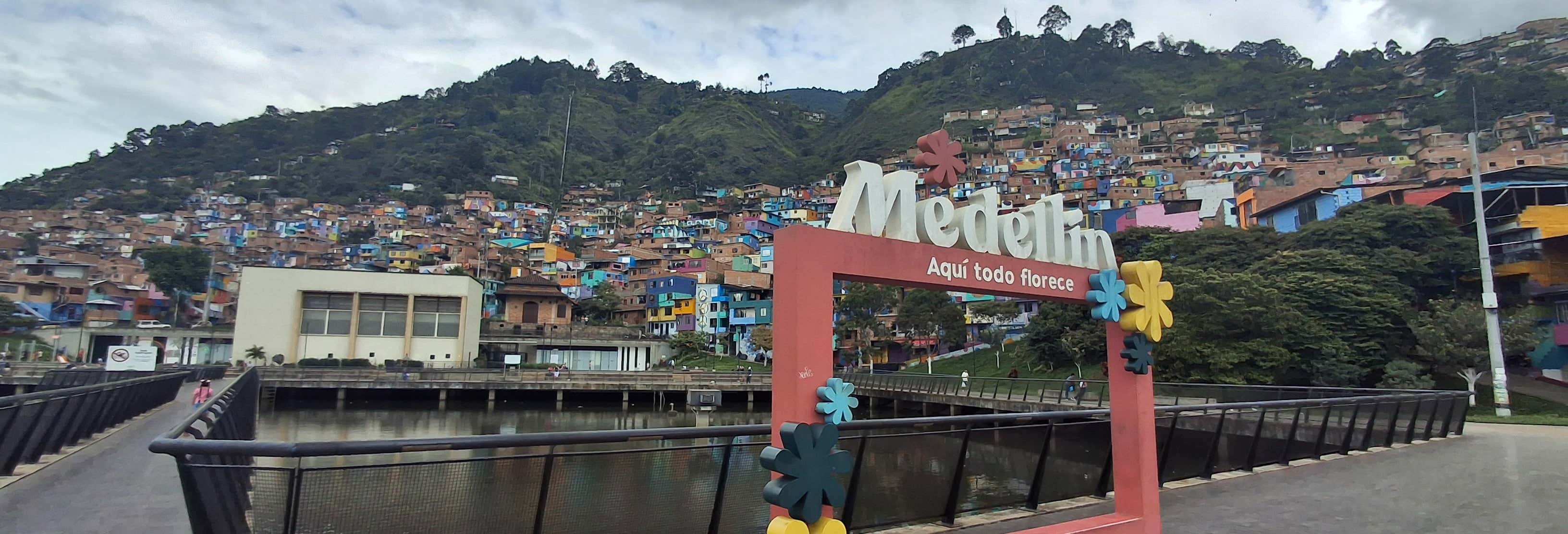 Free tour della Comuna 3 Manrique