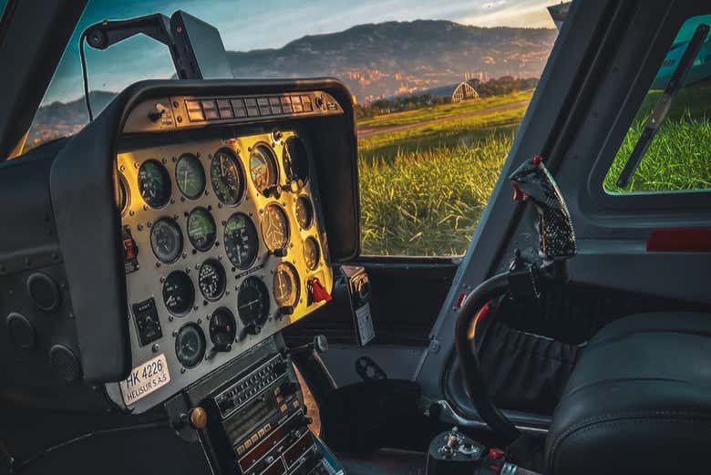 Mandos de control del helicóptero  - Mandos de control del helicóptero 