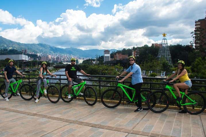 Andando por Medellín - Andando por Medellín