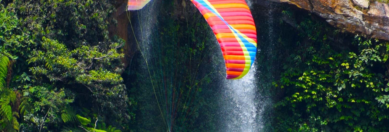 Volo su Cocorná in parapendio