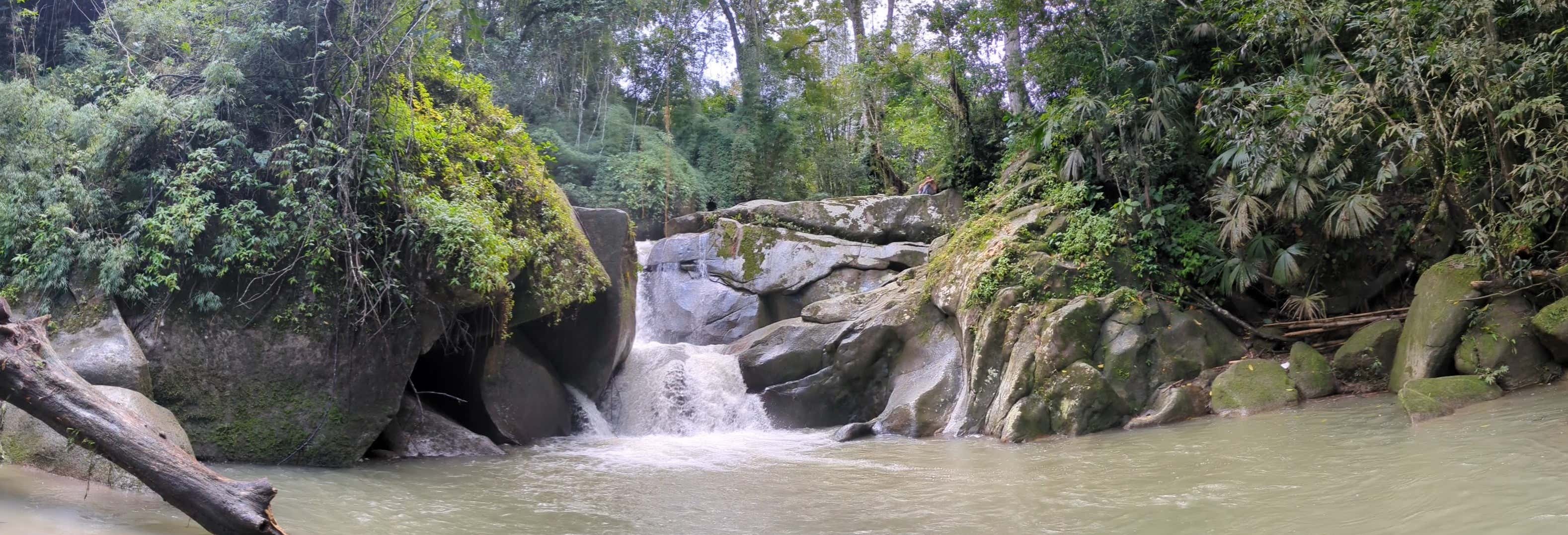 Trekking alle cascate di Minca