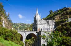 Excursão ao Santuário de Las Lajas e cemitério de Tulcán