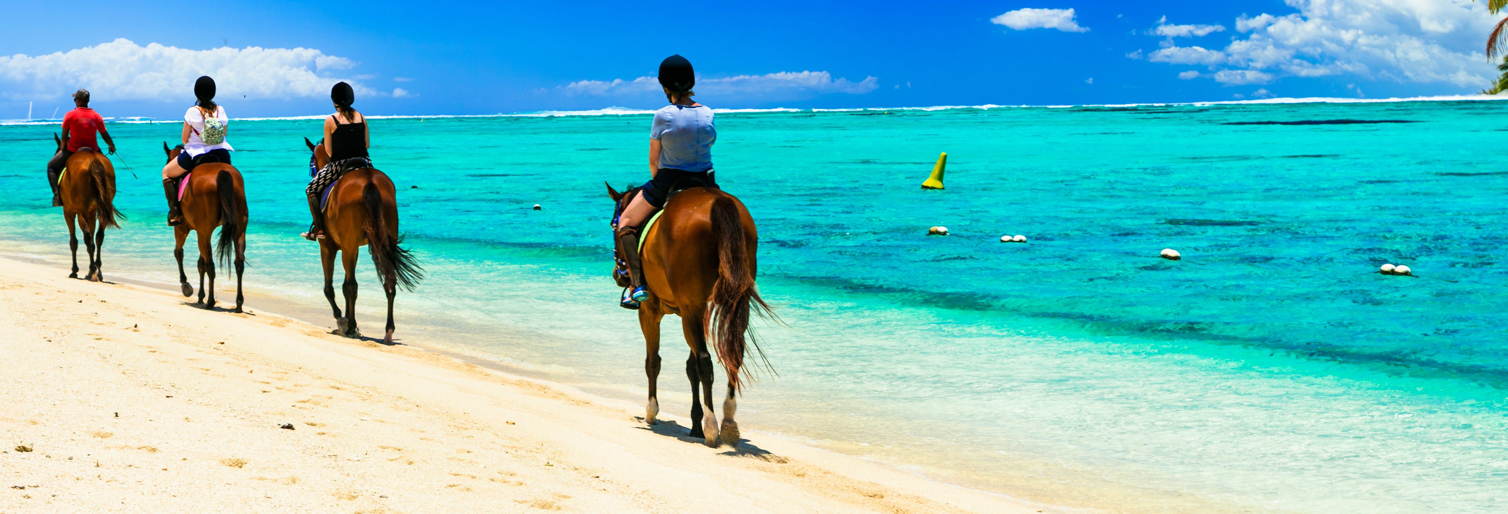 Horseback Riding in Providencia