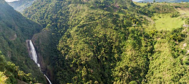Trilha privada pelo Salto de los Bordones
