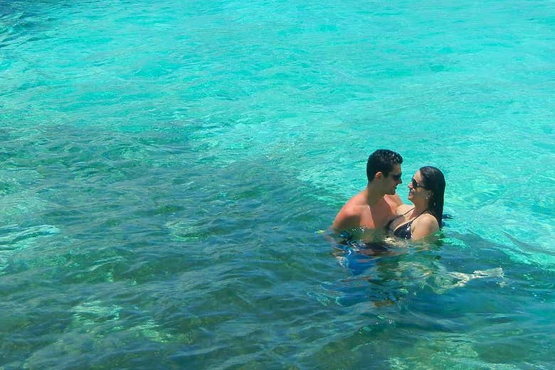 Disfrutando de un baño en la bahía de San Andrés - Disfrutando de un baño en la bahía de San Andrés