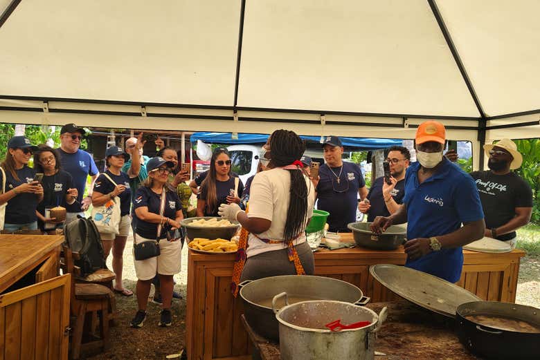 Siguiendo todos los pasos de la chef - Siguiendo todos los pasos de la chef