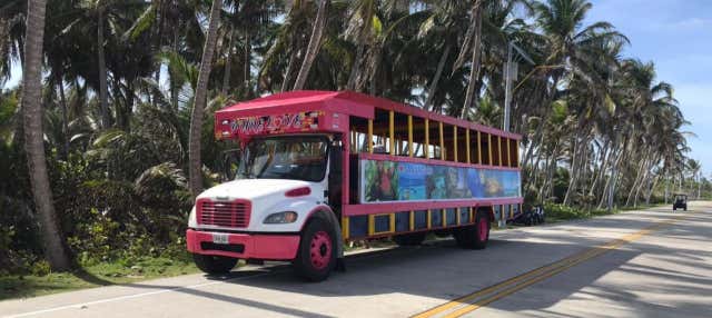 Tour en chiva rumbera por San Andrés