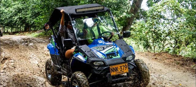 Tour di Bonda in buggy