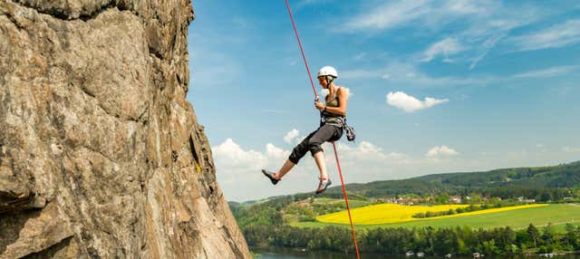 Discesa in corda doppia a Rocas de Suesca