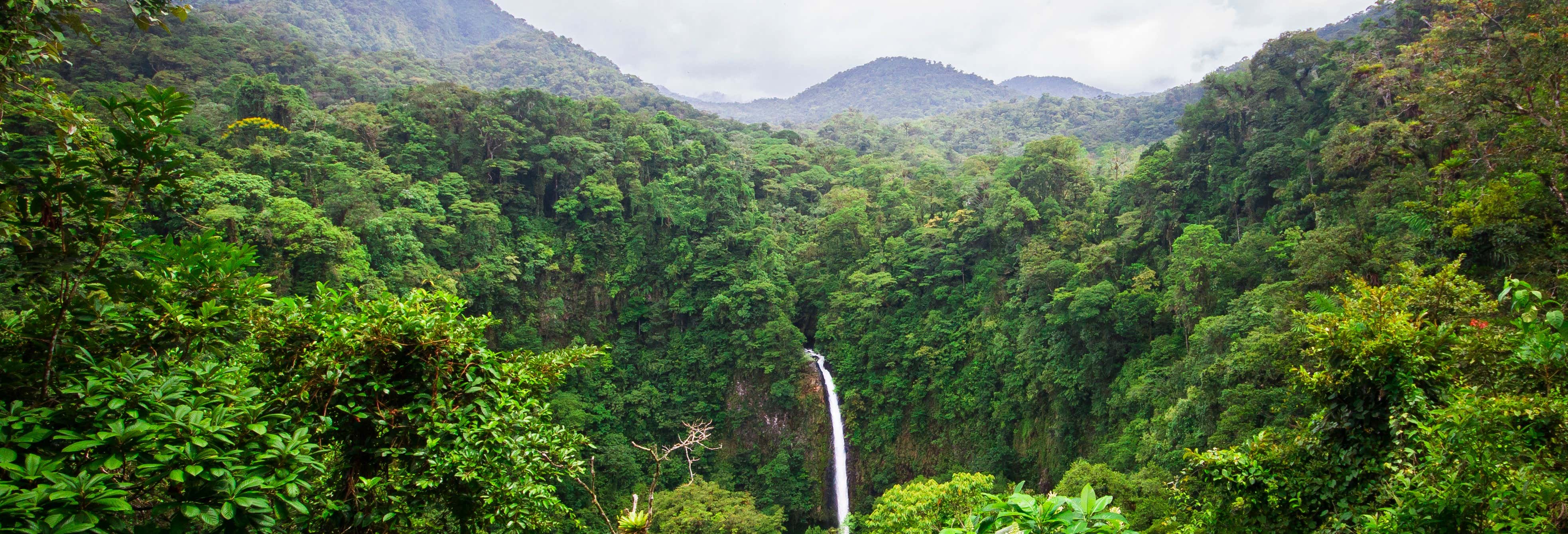 Discesa in corda doppia a La Roca Canyoning