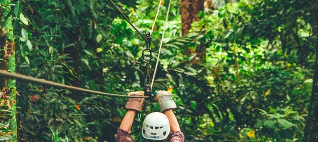 Zip line al Parque de Aventura San Luis