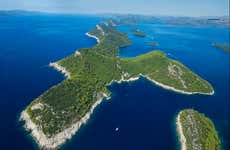 Elaphiti Islands Cruise + Lunch
