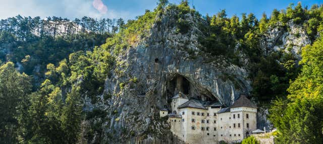 Escursione alle Grotte di Postumia e al Castel Lueghi