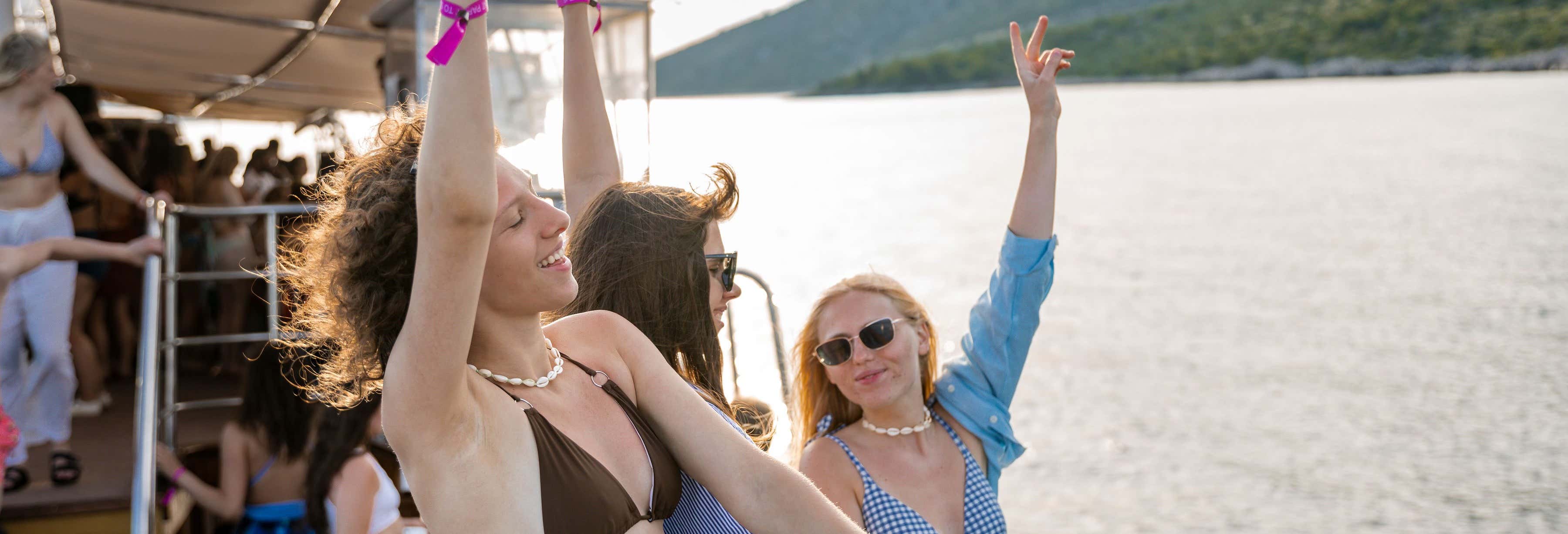 Blue Lake Boat Party