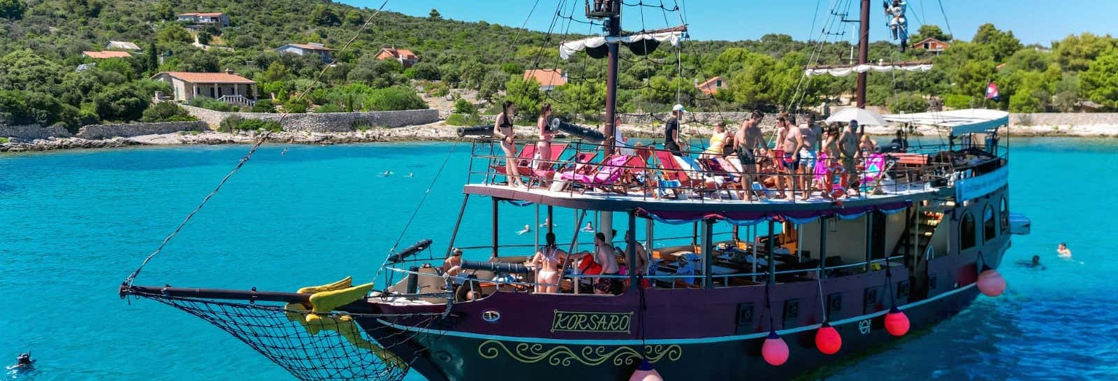 Blue Lagoon Day Trip + Underwater Museum Visit