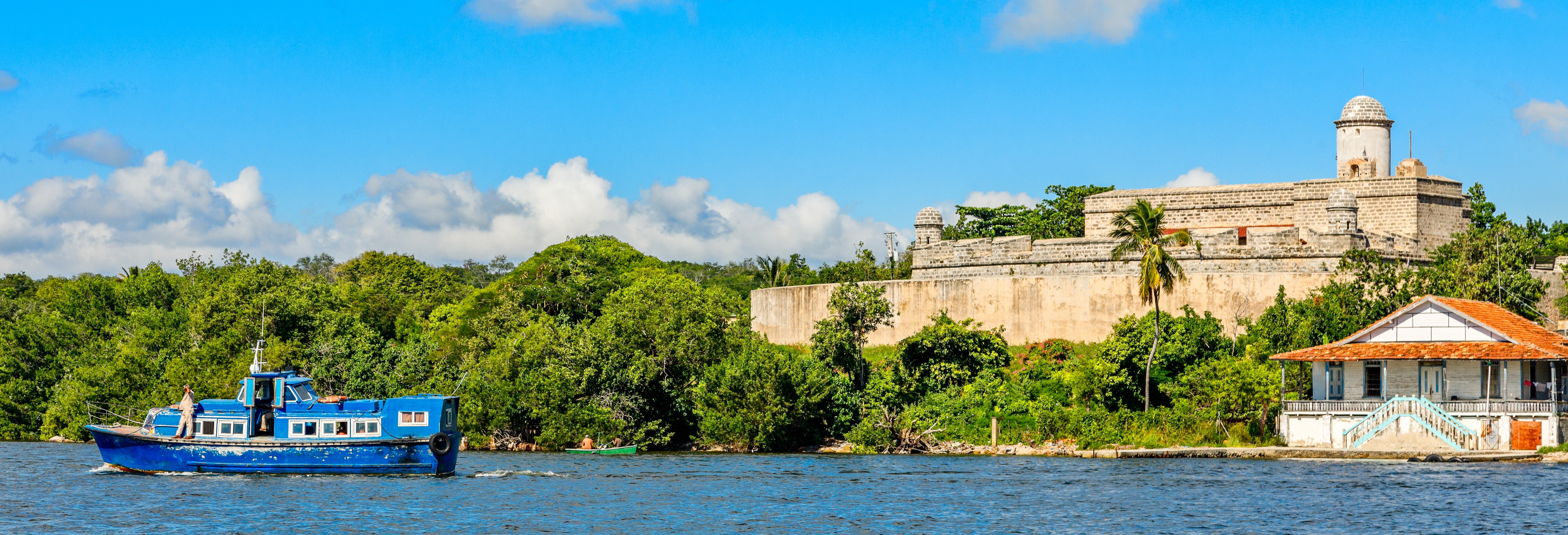Boat Trip in Cienfuegos Bay + the Castle of Jagua