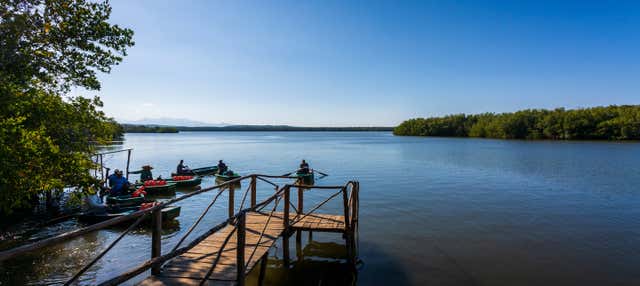 Giro in barca nella laguna Guanaroca