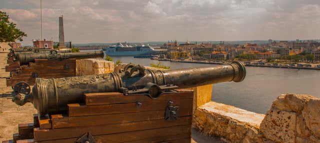 Cerimonia dello sparo del cannone a L'Avana