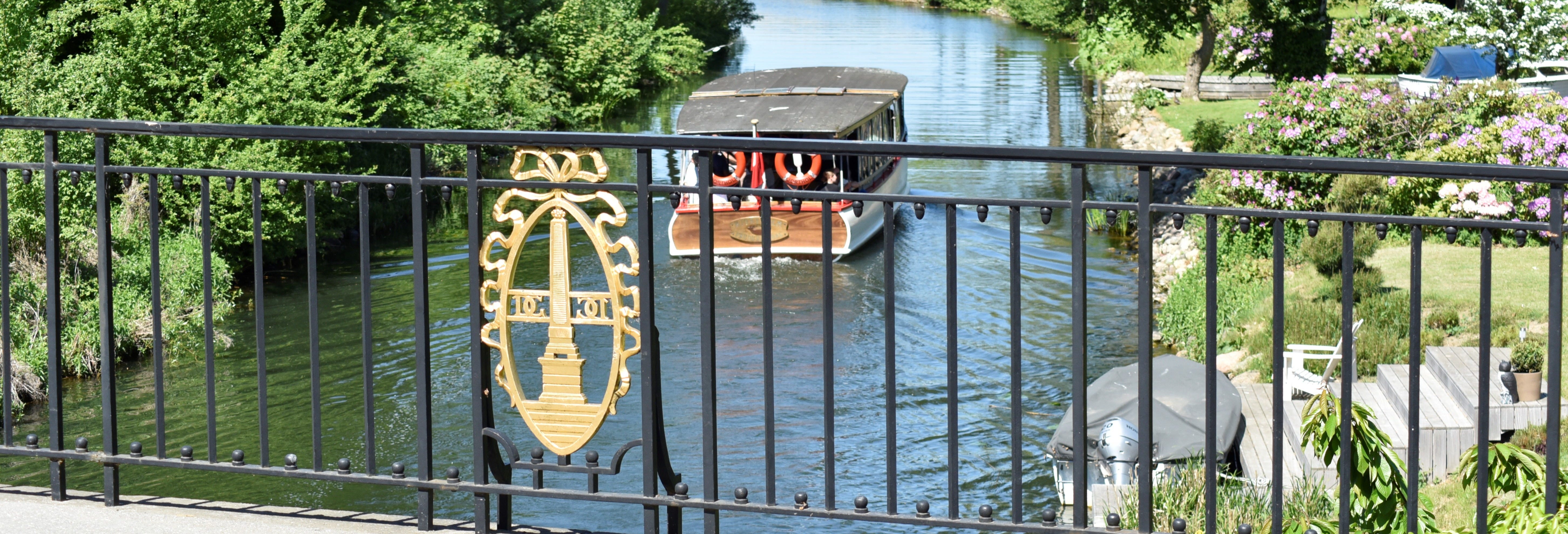 Furesø & Vejlesø Lakes Hop-On Hop-Off Boat