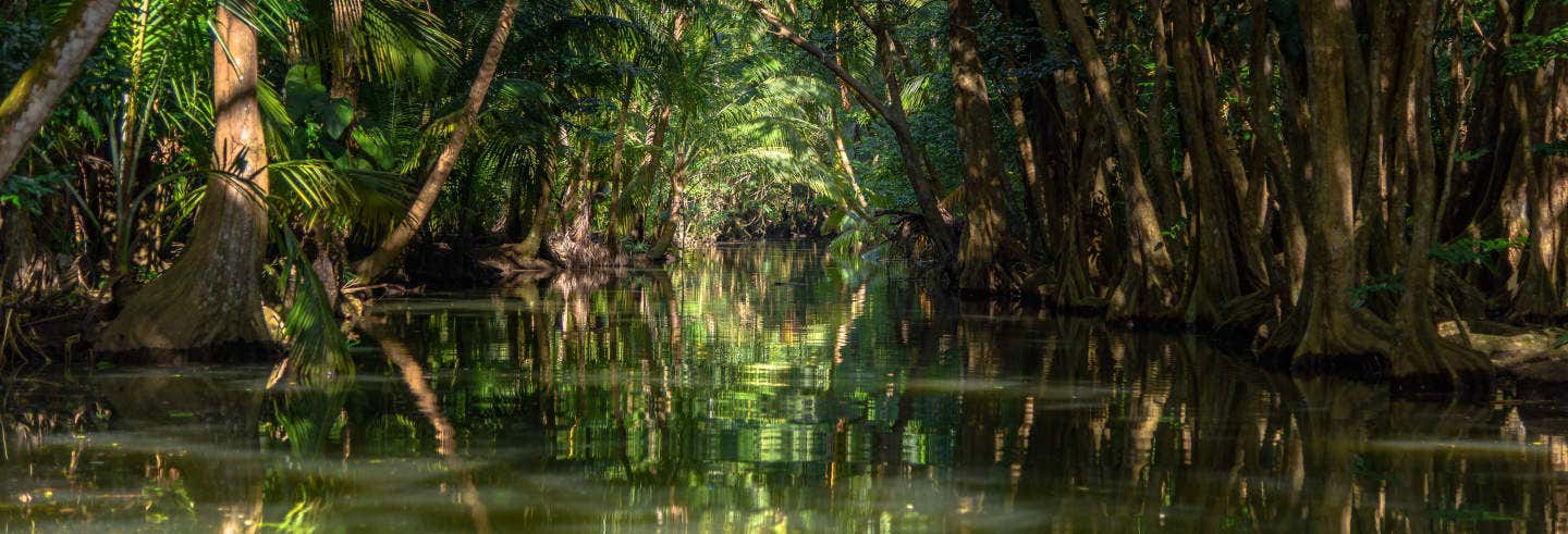 Trekking a Dublanc + Giro in barca sul fiume Indio per croceristi