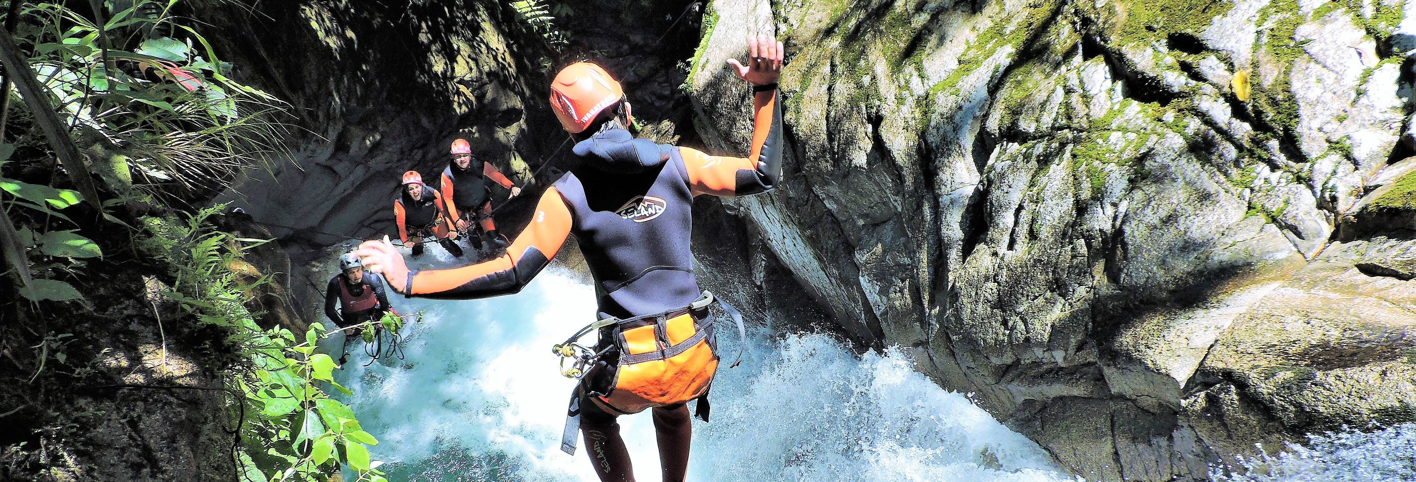 Cashahurco River Canyoning Tour