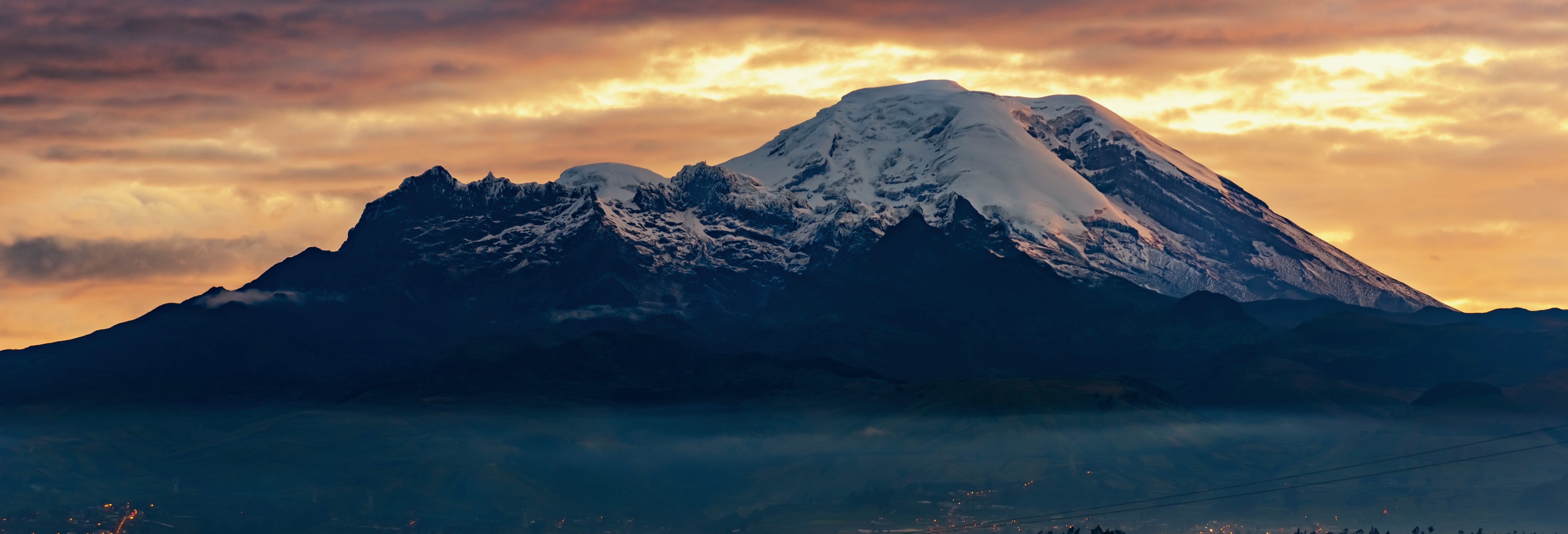 Chimborazo Volcano 2-Day Hiking Tour