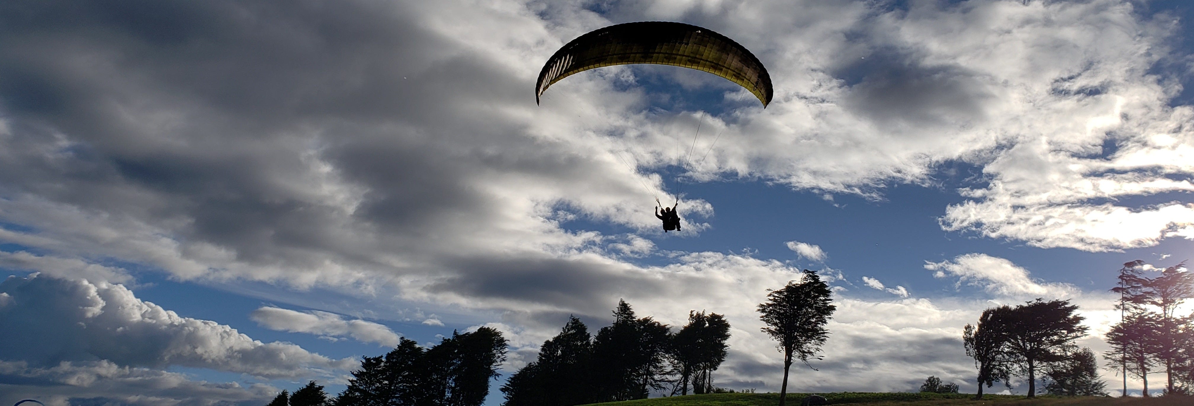 Nitón Hill Paragliding Activity