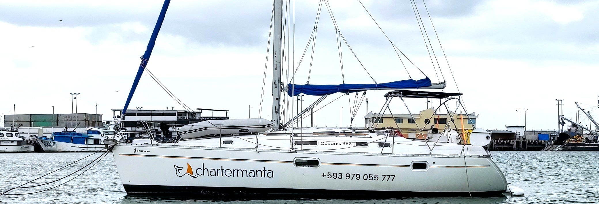 Manta Coastline Sail Boat Ride