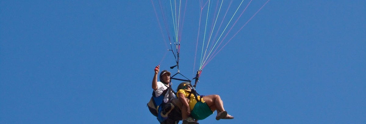 Paragliding in Machalilla National Park