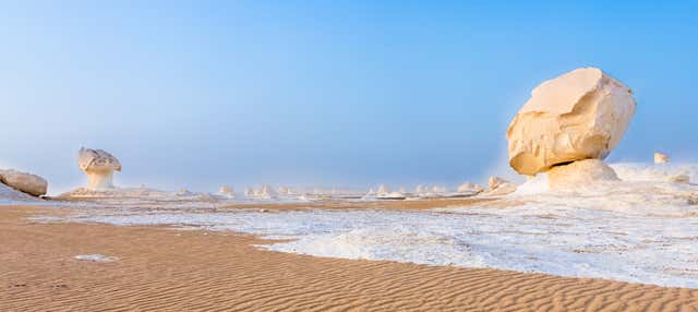 Escursione privata di 2 o 3 giorni al Deserto Bianco e all'oasi di Bahariya