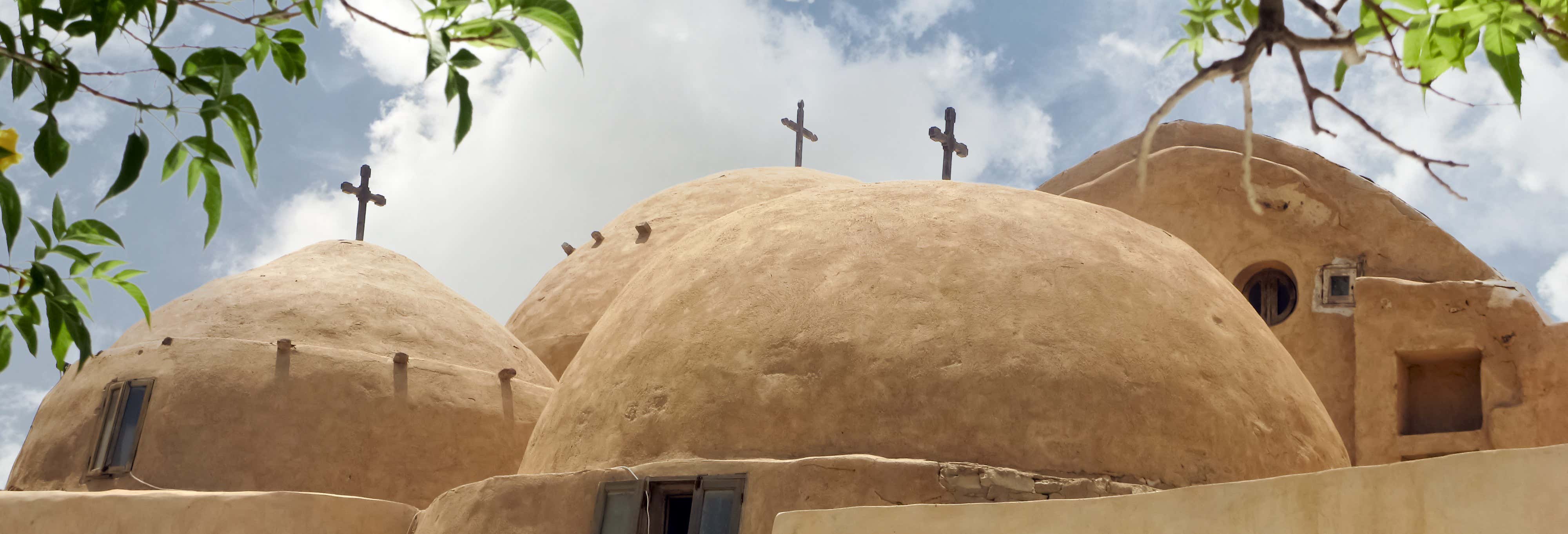 Excursão a El Alamein e aos mosteiros de Wadi El Natrun