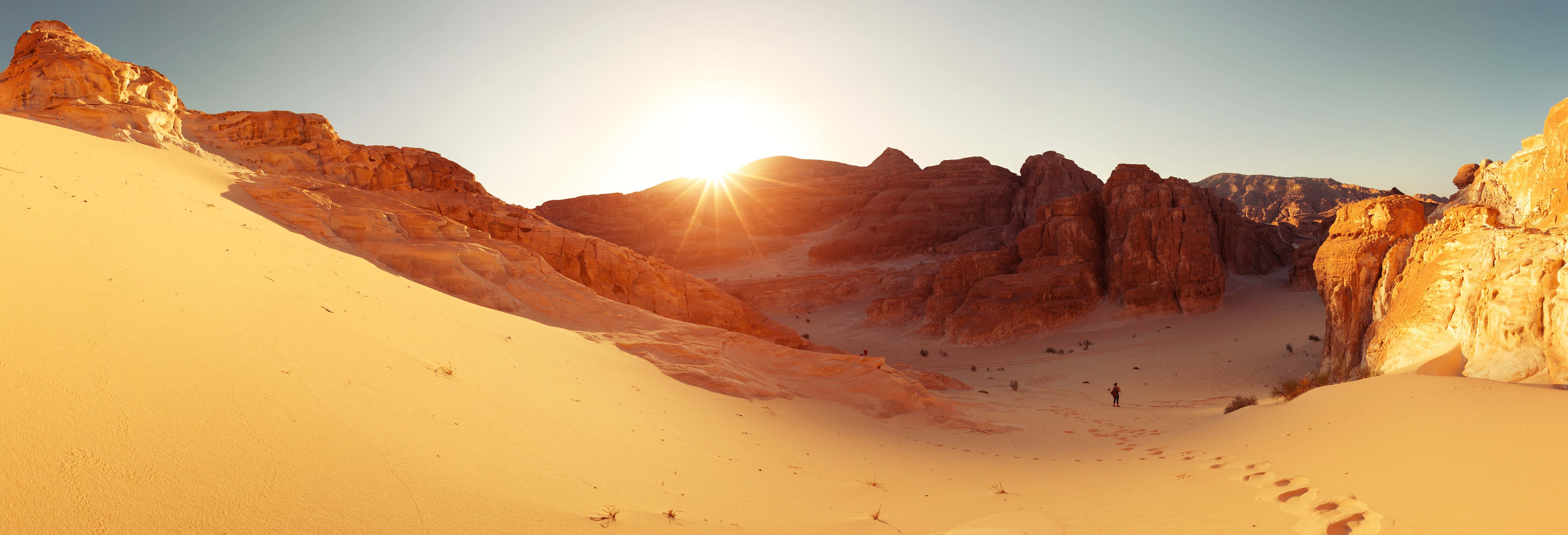 Escursione nel deserto del Sinai con cena e spettacolo